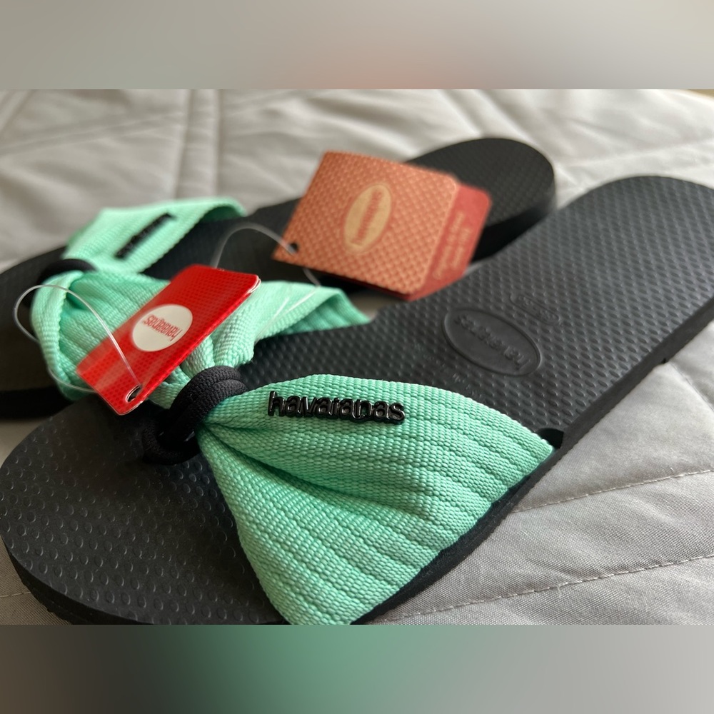 NEW HAVAIANAS Teal & Black Sandals